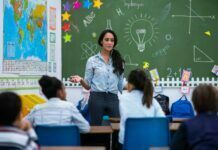 Distance Education Lets You Enjoy Your Family Life Education